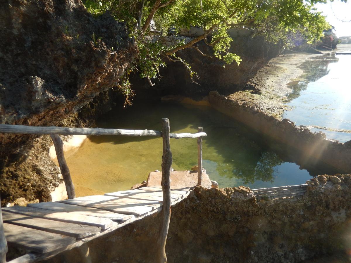 Wasini Island Bandas Екстериор снимка